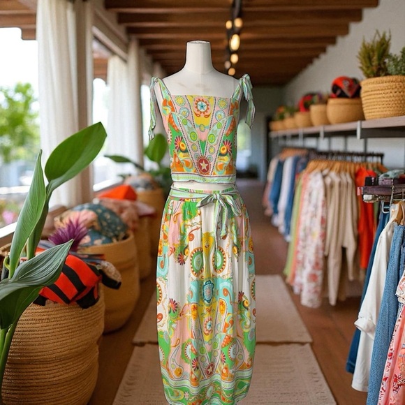 ROSE + OLIVE  RESORT | Tank Top & Midi Skirt Colorful Set in Sz Medium - Picture 1 of 6